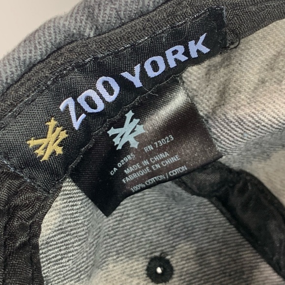 Y2K zoo York middle finger strap back hat - Picture 9 of 9